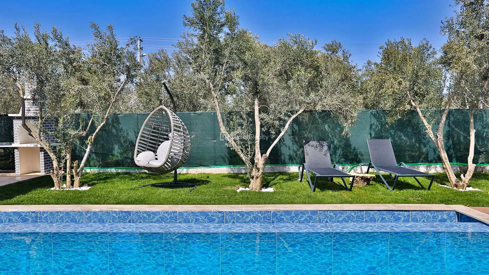 Holiday Villa With Sheltered Pool | VILLA ZEN