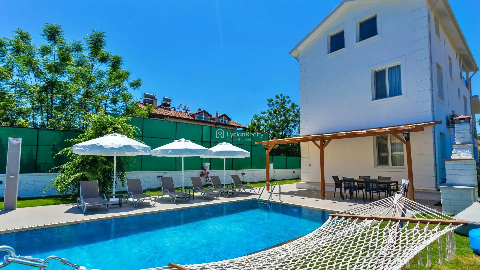 Villa With Indoor Pool | VILLA GARDEN