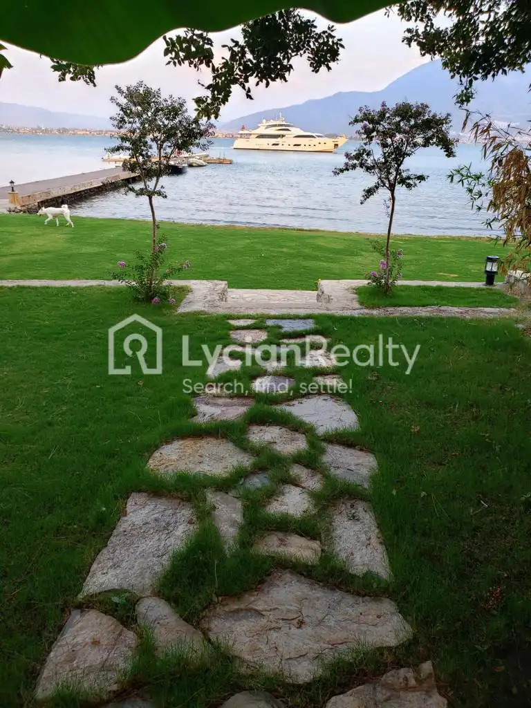 HOUSE ON KNIGHT ISLAND | Amazing Sea View Apartment in Turkey
