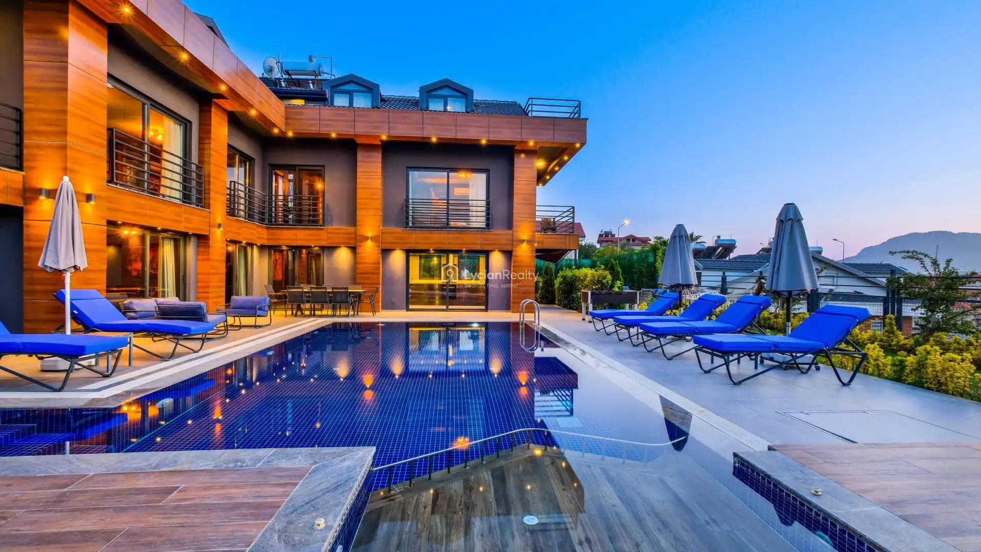 Villa Grey | Modern Architecture Luxury Design