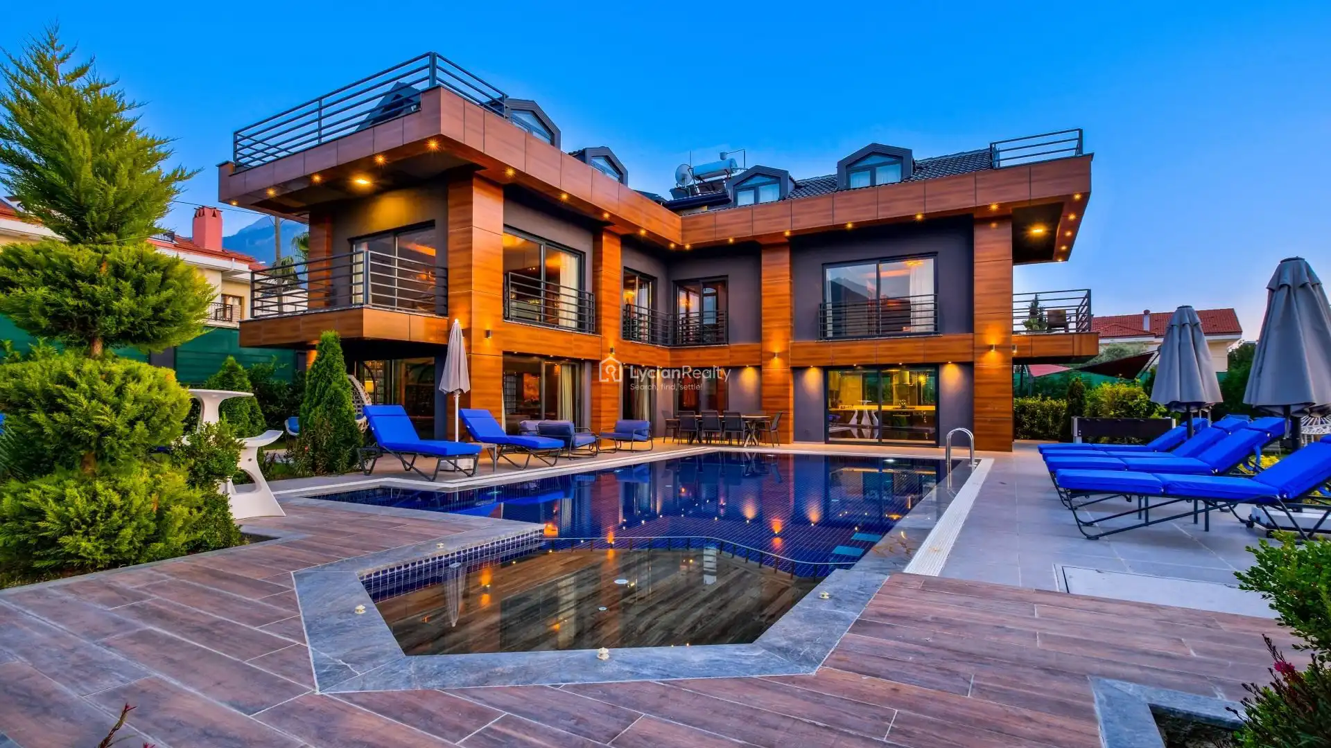 Villa Grey | Modern Architecture Luxury Design
