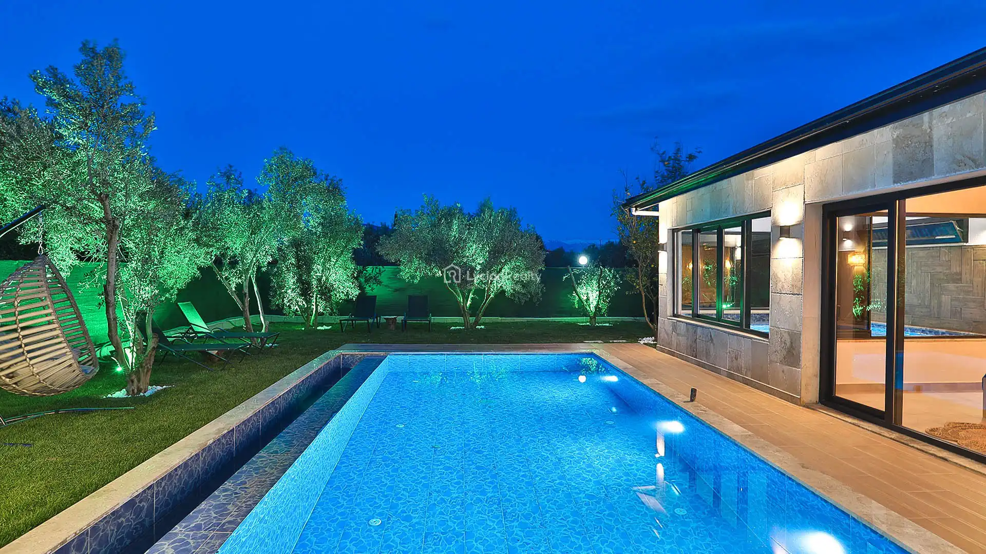 Holiday Villa With Sheltered Pool | VILLA ZEN