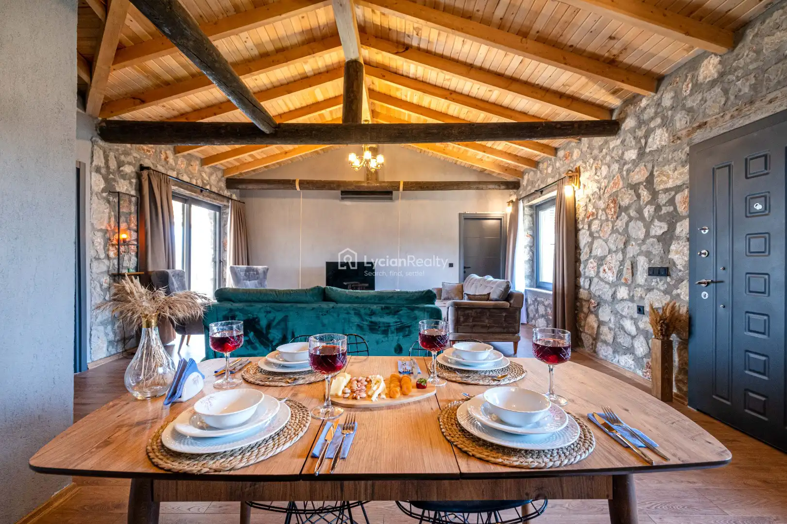 2+1 Stone Villa For Rent | VILLA SPARTA
