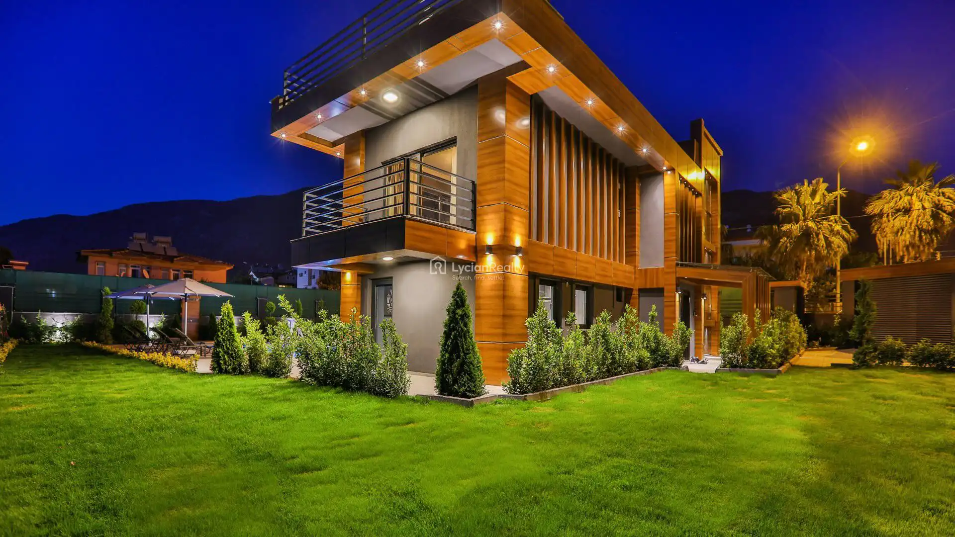 Villa Grey | Modern Architecture Luxury Design