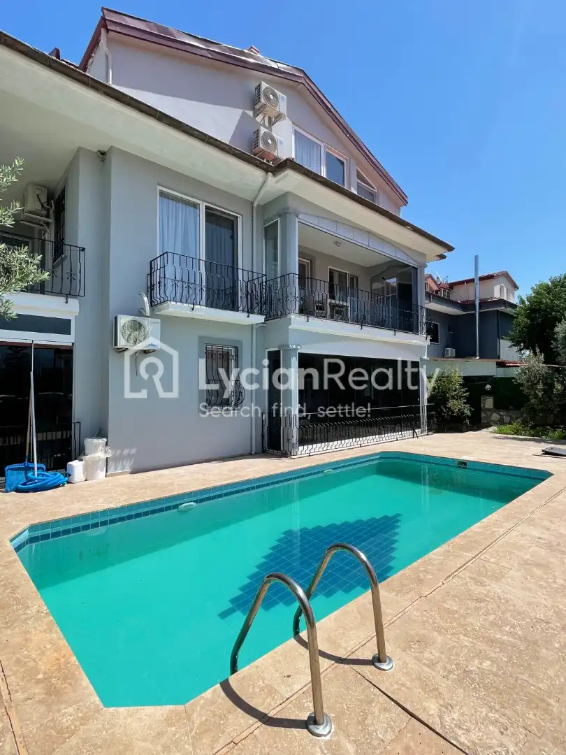 FLAT ORION | House With Sea View and Pool